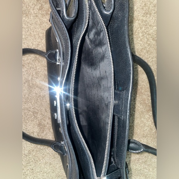 SOLD Michael Kors Addison Large Tote - Picture 11 of 13